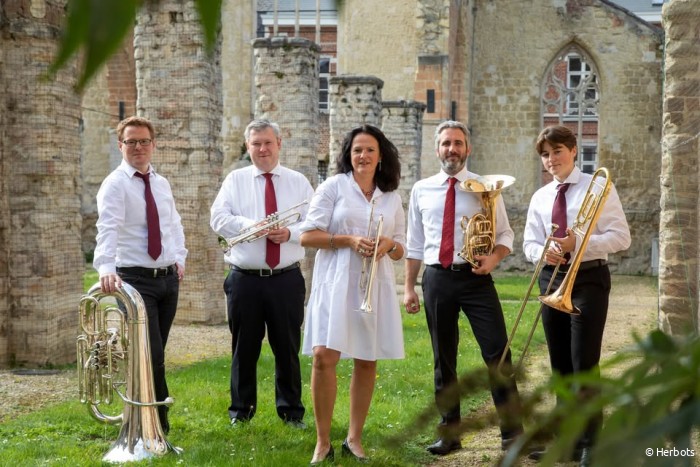 Tintel Brass